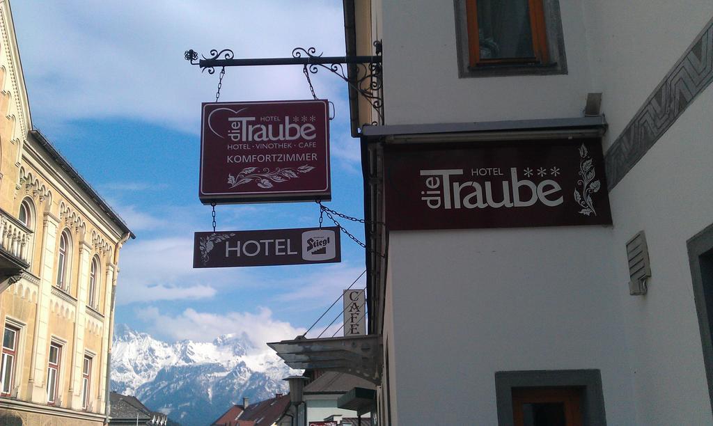 אדמונט Hotel Die Traube מראה חיצוני תמונה